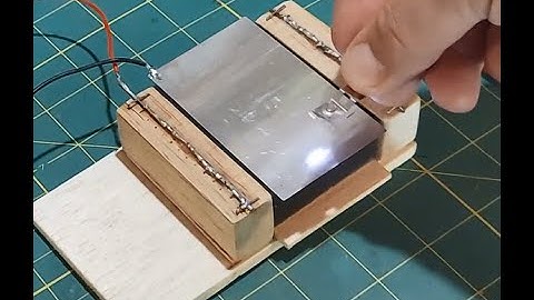 Using 30K Volts To Explain Radiation