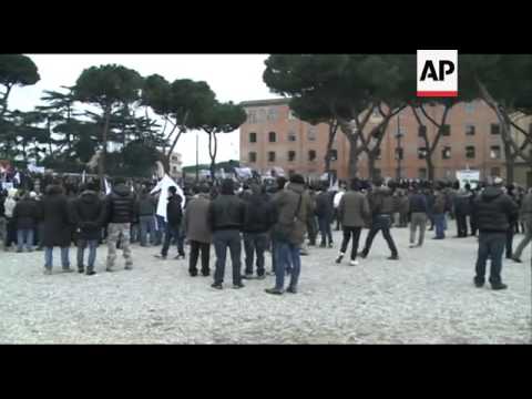 taxi-drivers-strike-in-italian-capital-over-austerity-measures