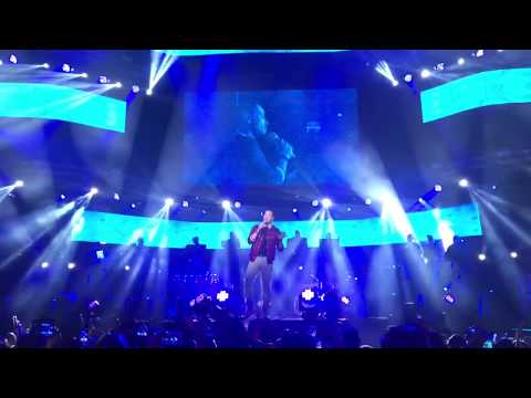 Apiádate de Mí (En Vivo) - Victor Manuelle.