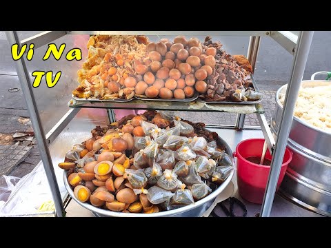 Video Xe xôi gà Cô Lan bán 20 năm nuôi con du học từng được... - youtube