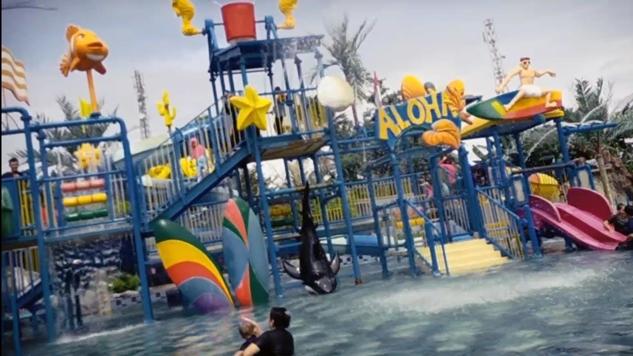Dunia  Kaka Adik - Berenang Di Waterpark 