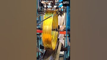 The auto-assembling bicycle wheel machine effortlessly puts together the perfect wheel every time!