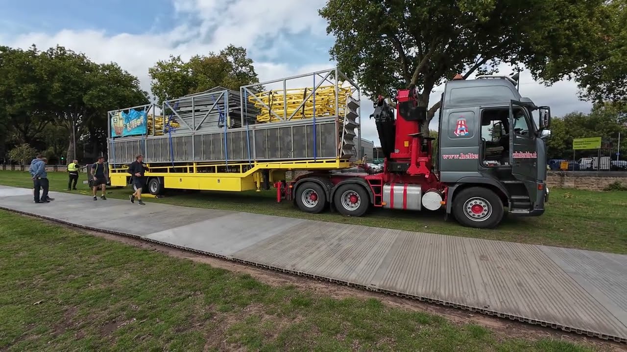 Nottingham Goose Fair Pull On & Build Up | Day 1 Friday 19th September 2025