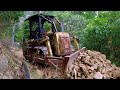 Salvaged td92 dozer widening  grading my driveway