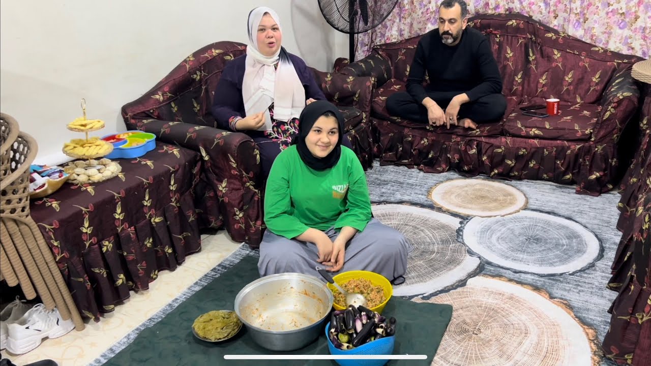 النهارده بنتي ونور عيني شالتني زي ماطول عمري شايلها ربنا يستر بنات العالم ويسترك ياجني 😘😘👌