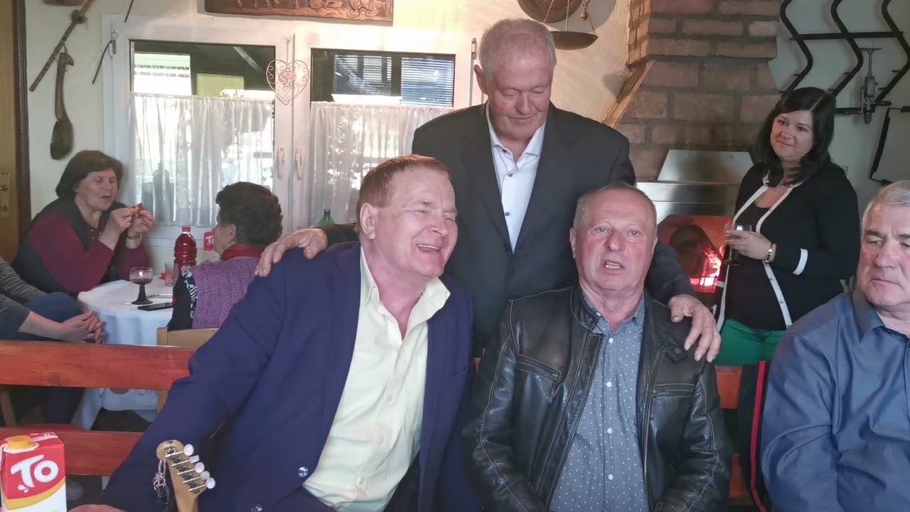 Ivica Petrović i Piljo Geljić - Prste lomim stiskam (Official live Video)