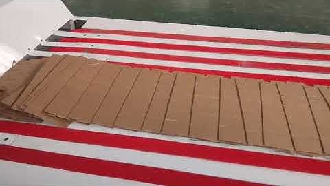 corrugated board partition stacker machine