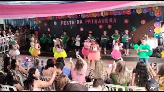 Apresentação Da Festa Da Primavera, Música Da Eliana.