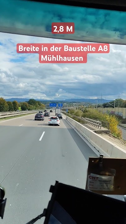 Ich dachte mir, ist das zulässig überhaupt?? Idioten Stelle auf A8 ...