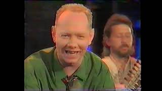 Joe Jackson - Nineteen Forever (hilarious lip-sync version) on German TV Spruchreif 1989