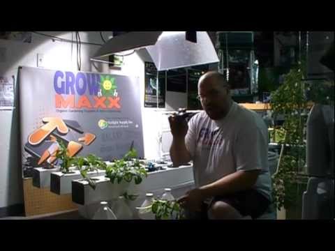 Aeroponic growing made easy. No more media or net cups! Plant Maxx Pucks to the rescue!