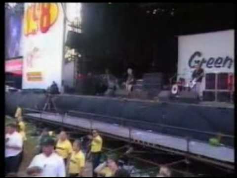 Green Day - When I Come Around [Live @ V98 Festival]