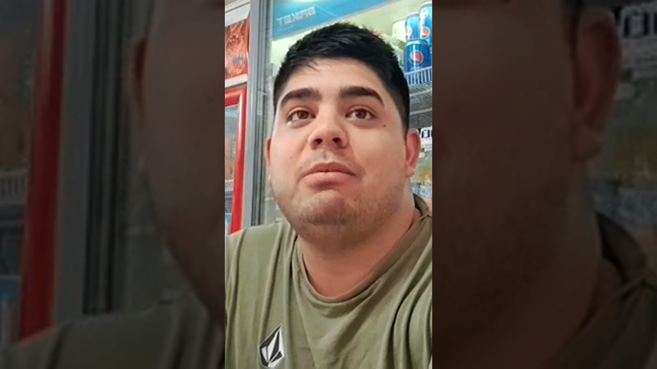 EN EL BARRIO SE VENDE DE TODO#humor #comedia #memes #twitch #clips