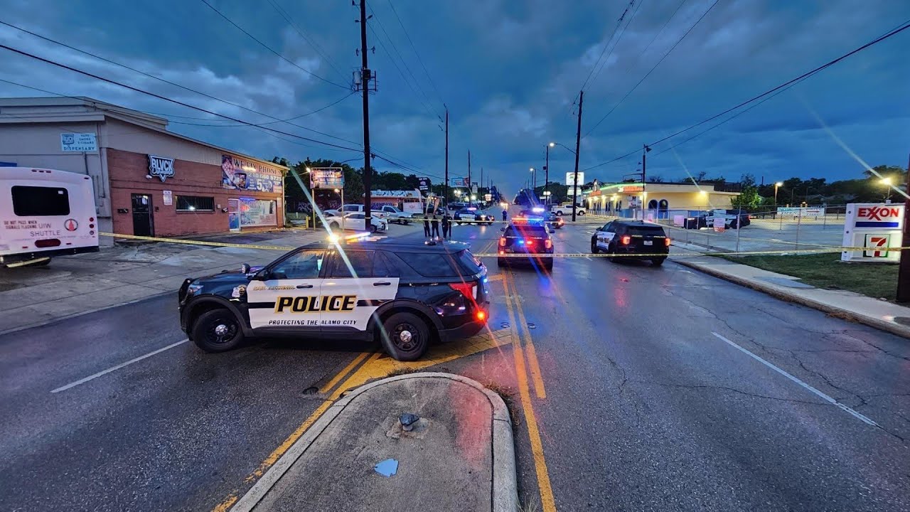 Man dies after being shot in parking lot, San Antonio police say - YouTube