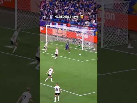 REMARKABLE Berger save! 🤯