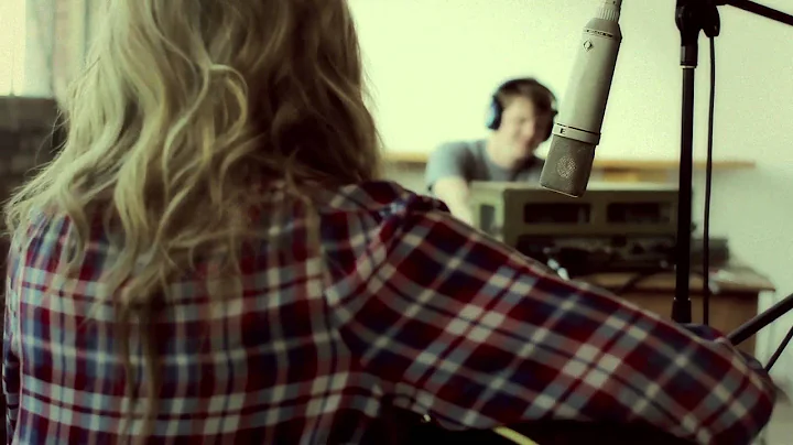 Ashley Monroe - Weed Instead Of Roses [Nashville T...