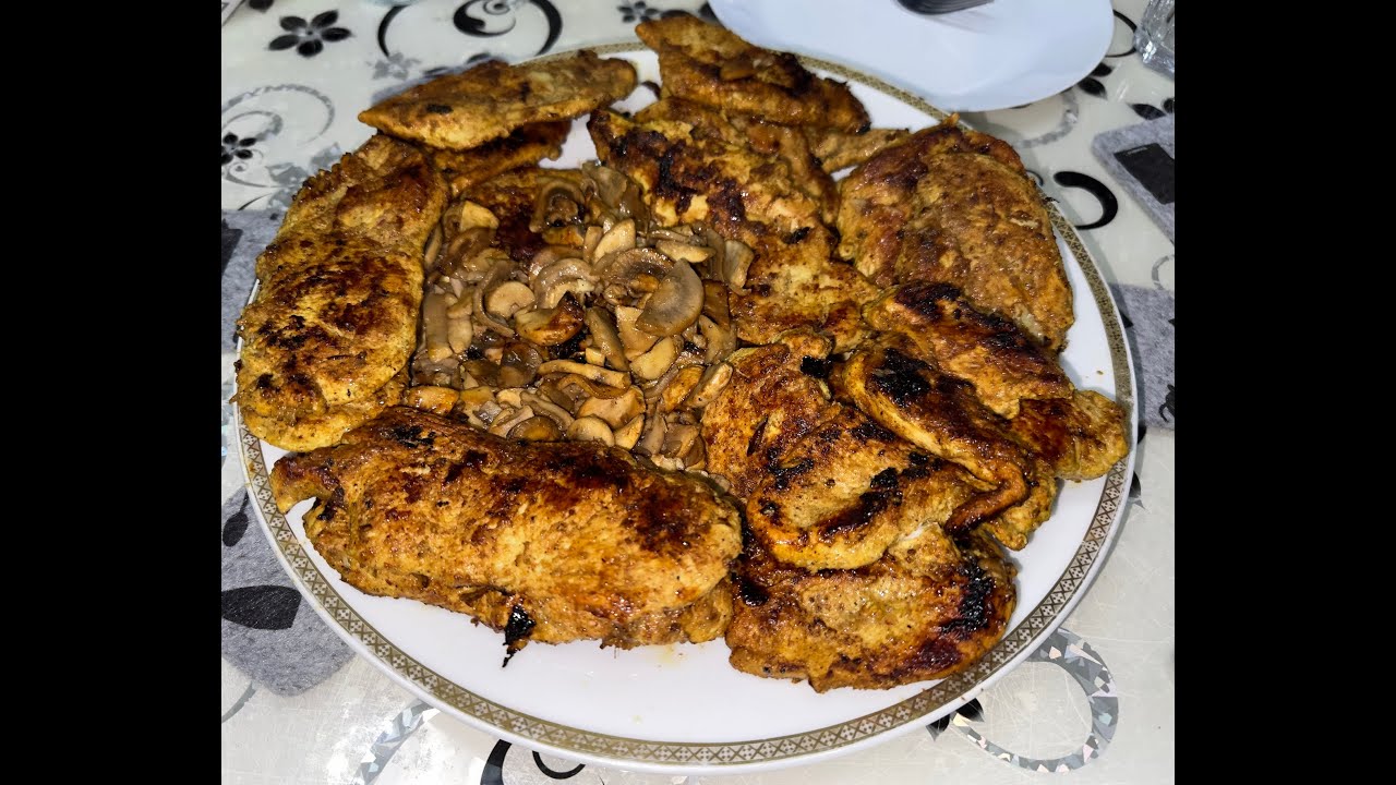 شرحات دجاج مع الفطر مطفاية  مع الحمض الثوم باطيب نكهة