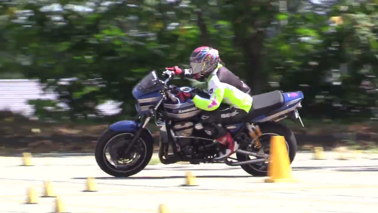 たーけーページ 260823TA H1 ままん ZRX1200ダエグ アドブルー 61.520 MVI 8829 - YouTube