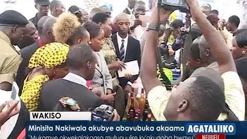 Minisita Nakiwala akubye abavubuka akaama