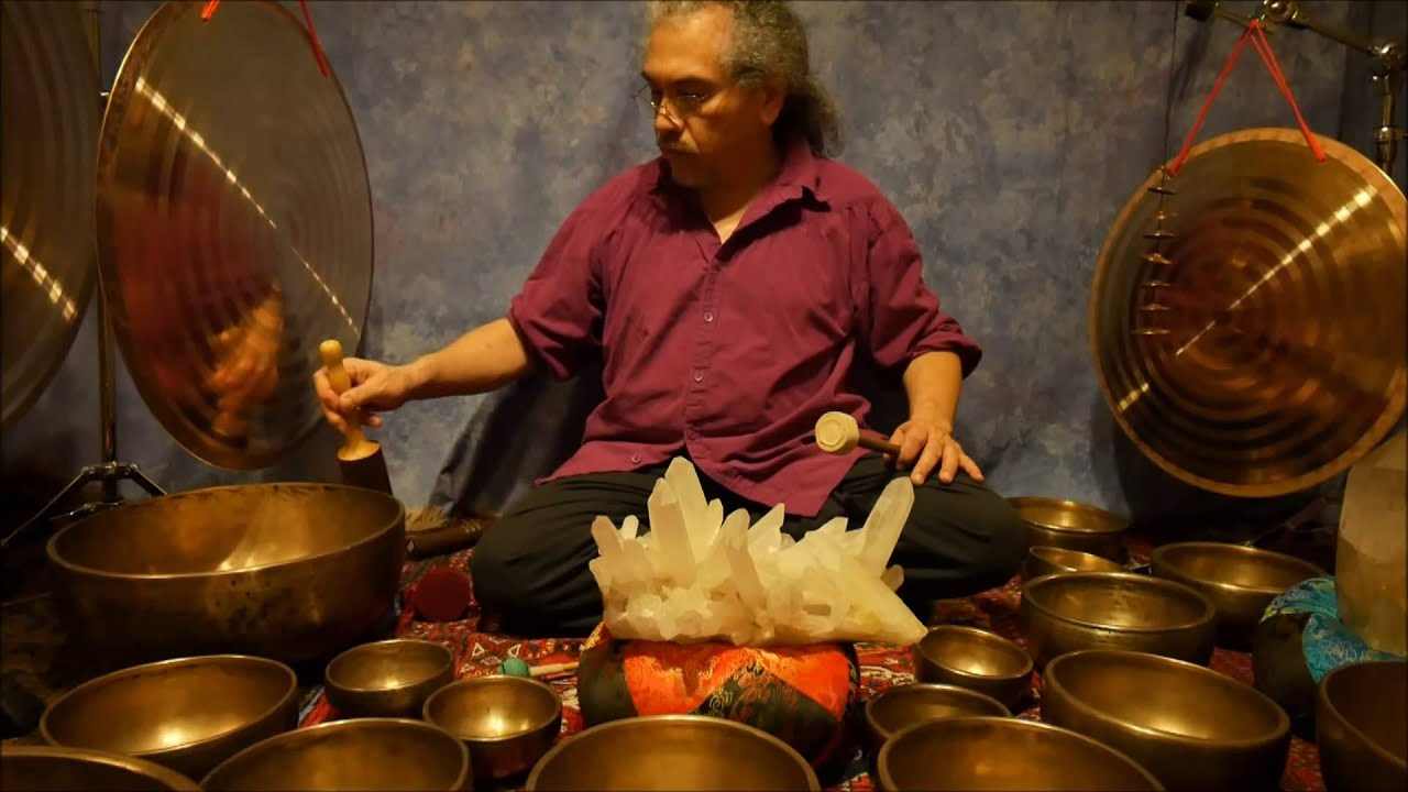 Смотреть «Crystal Chakra Meditation 1 Hour» на YouTube Смотреть «Crystal Chakra Meditation 1 Hour» на YouTube