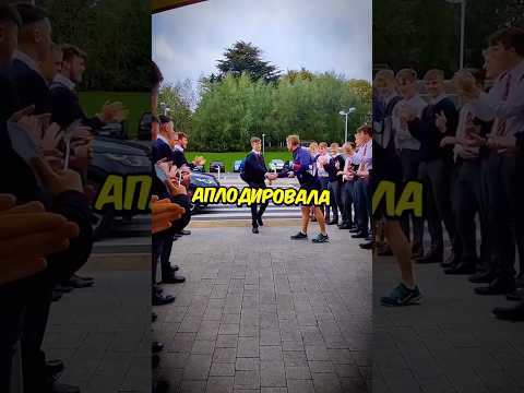 Почему вся школа аплодировала этому 17-летнему парню? #football #paucubarsí #shorts #short