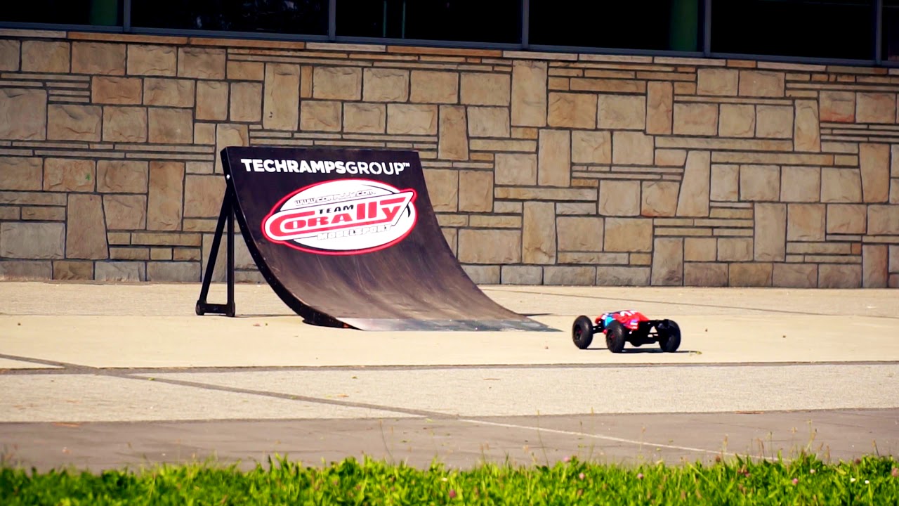 Team Corally Kronos XP 6S 2021 - Insane Jump!