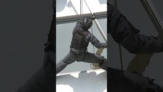 How Special Forces Break a Window #shorts