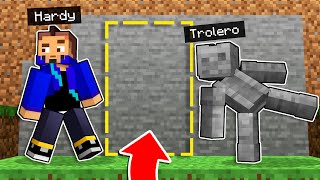 MINECRAFT pero NOS ESCONDEMOS EN EL BÚNKER SECRETO!