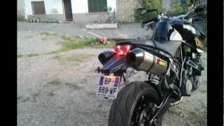 KTM SUPER DUKE 990 - INSANE SOUND + AKRAPOVIC EXHAUST!