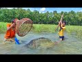 Really Amazing Fishing With Polo & Teta | Boys Catching Fish By Bamboo Tools Polo Harpoon