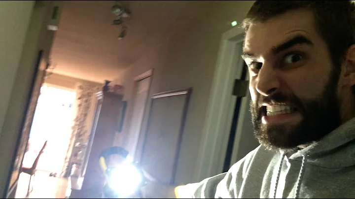 ★★★★★ Ultra bright 10W Portable Waterproof Work Lamp / Flood Light / Rechargeable - Amazon