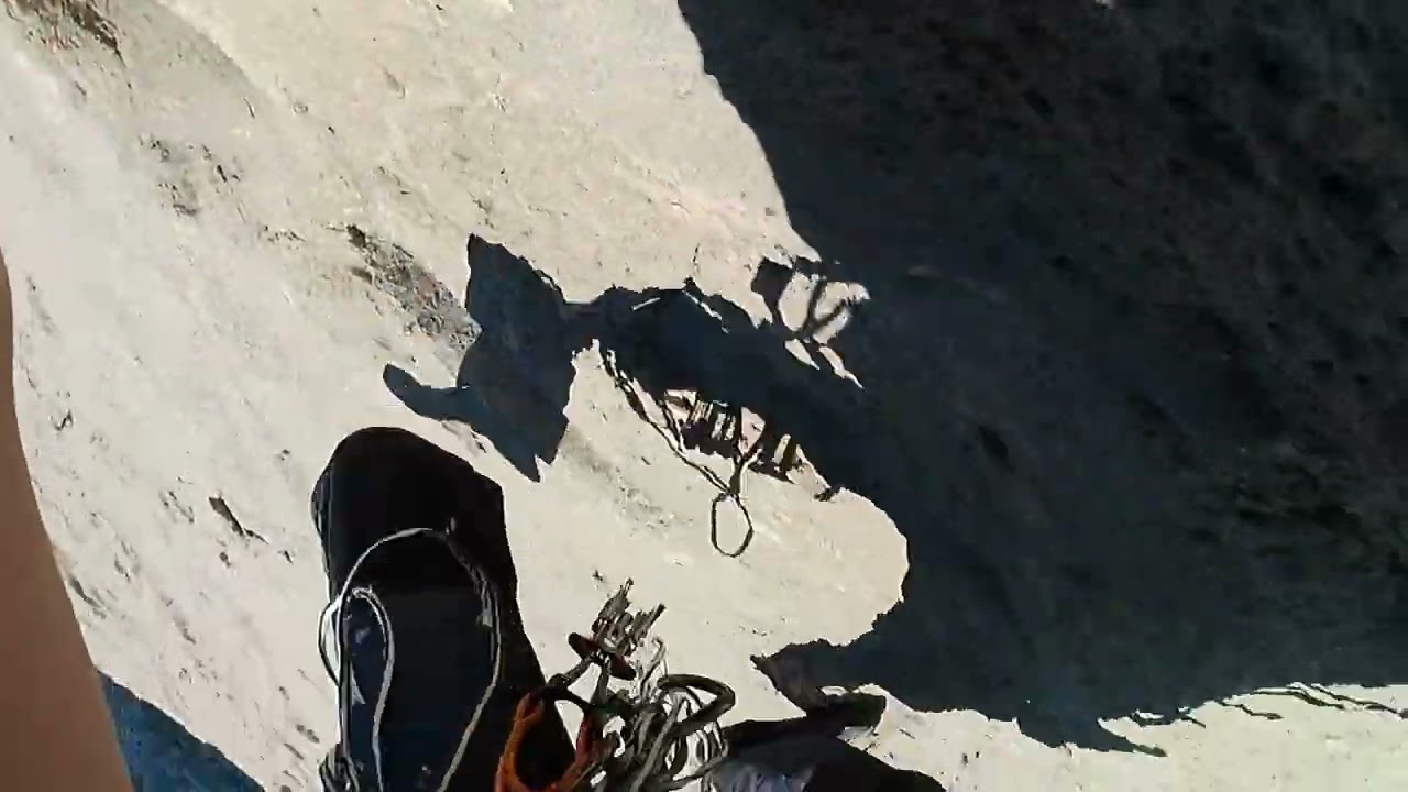 VÍA CEPEDA / NARANJO DE BULNES / (1/2)