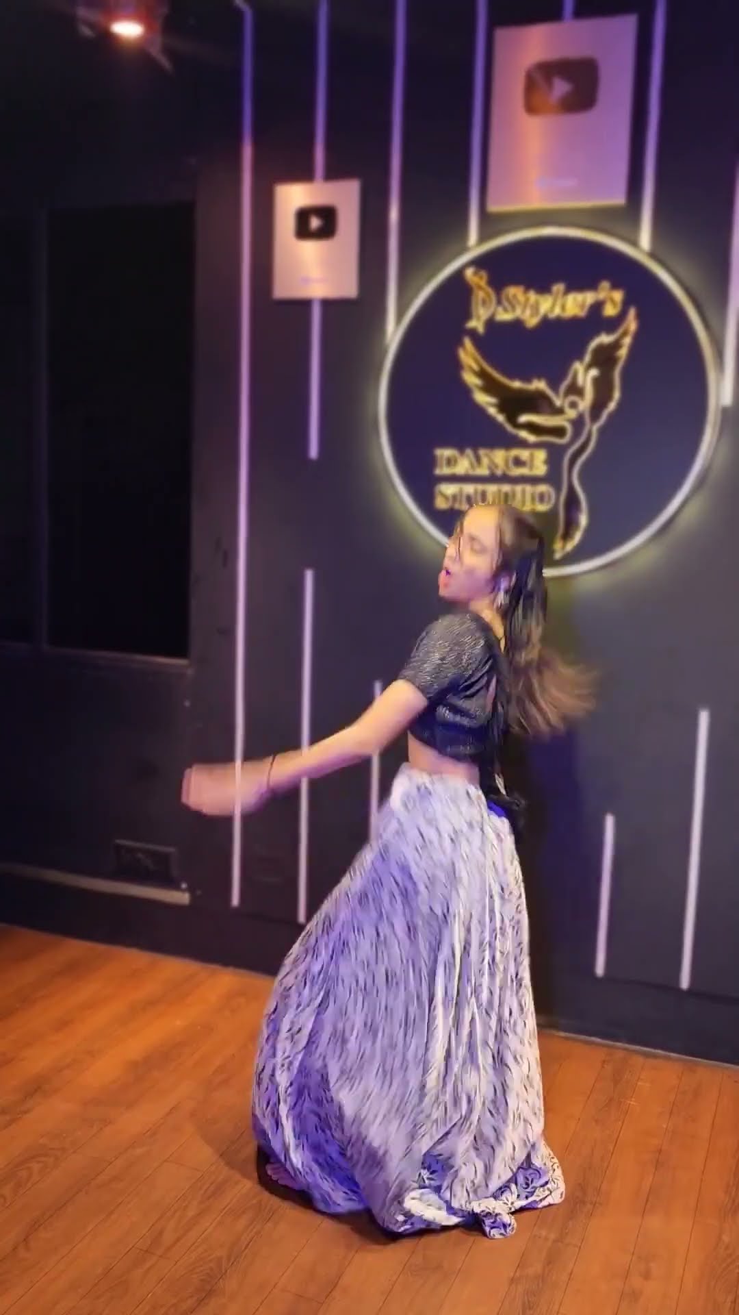 Uyi Amma ?... #dstylersdancestudio #newsong #viralreels #dancereels #bollywood #bollywoodsongs