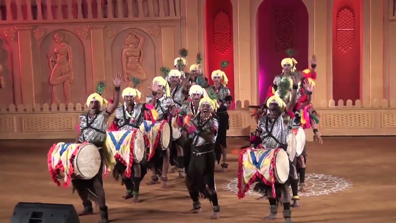 Dollu Kunitha A major popular drum dance of Karnataka