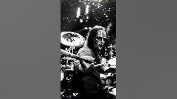 In memory of legendary Slipknot drummer Joey Jordison who would have been 50 years old today.