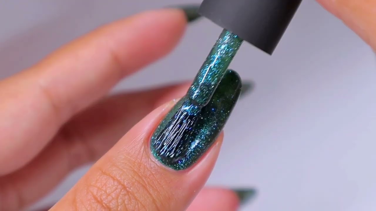 Reflective Glitter Polish | Today 