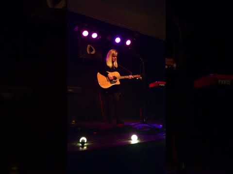 Roxy Searle- Hologram