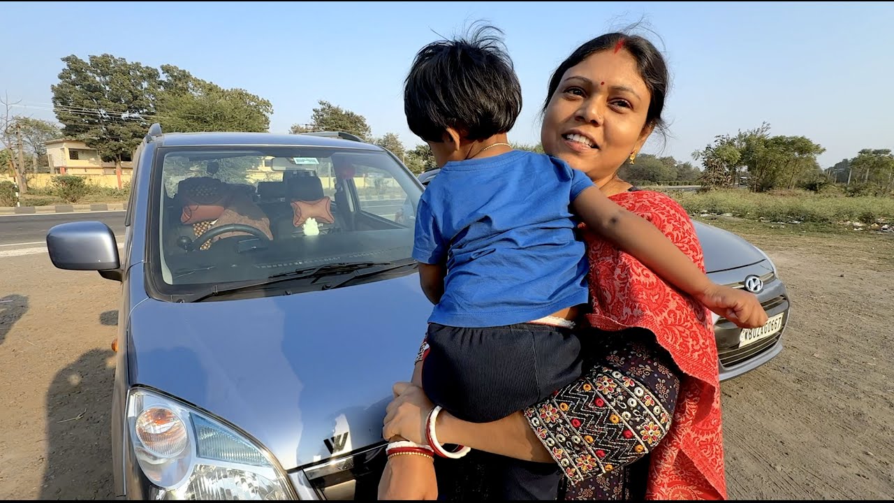 আমরা ১৫ জন মিলে বেরিয়ে পড়লাম মেঘালয়ের উদ্দেশ্যে / Meghayaya Tour Day 1