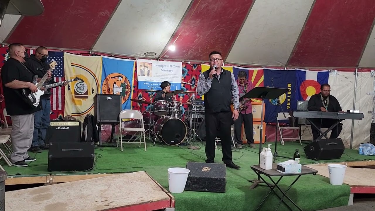 在 YouTube 上觀看「Evangelist Harrison Mann - Haala Ayoo Diyin」 在 YouTube 上觀看「Evangelist Harrison Mann - Haala Ayoo Diyin」