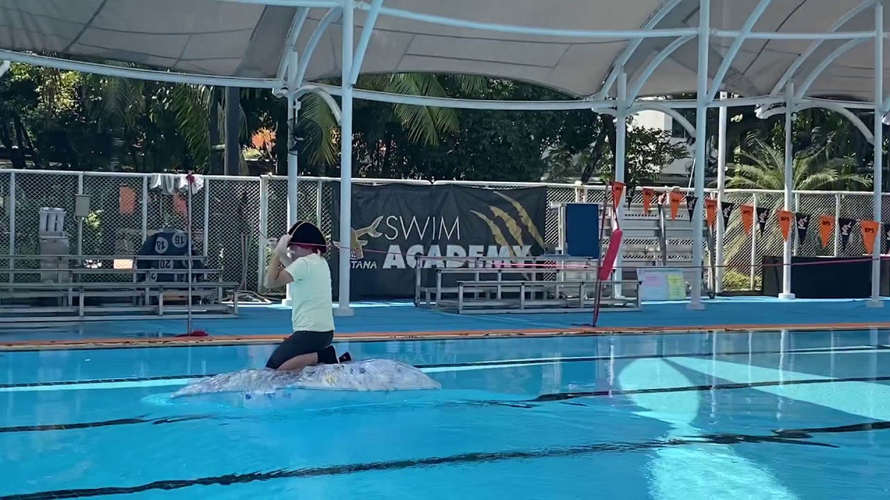2C and 2A's floating raft! - YouTube