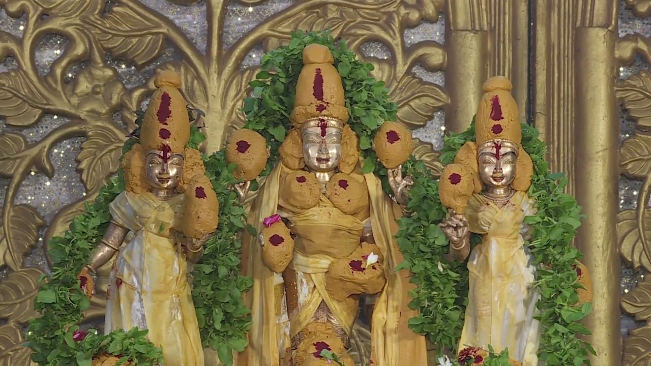 Sri Venkateswara Swami "TIRUMANJANAM"27-11-16@ (Sri vasavi mata aryavysya sangam)