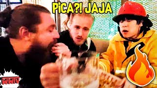 Probando la HAMBURGUESA más PICANTE del MUNDO (en México) ☆ WeroWeroTV ft. El Coreano y CHCH