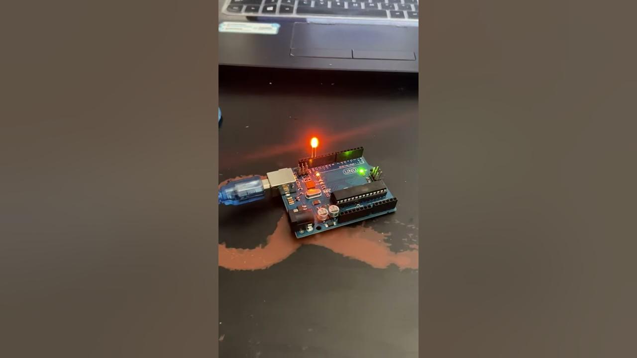 Arduino SOS - YouTube