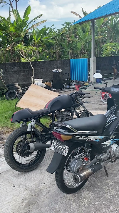 Kamis 09 caferacer x supra