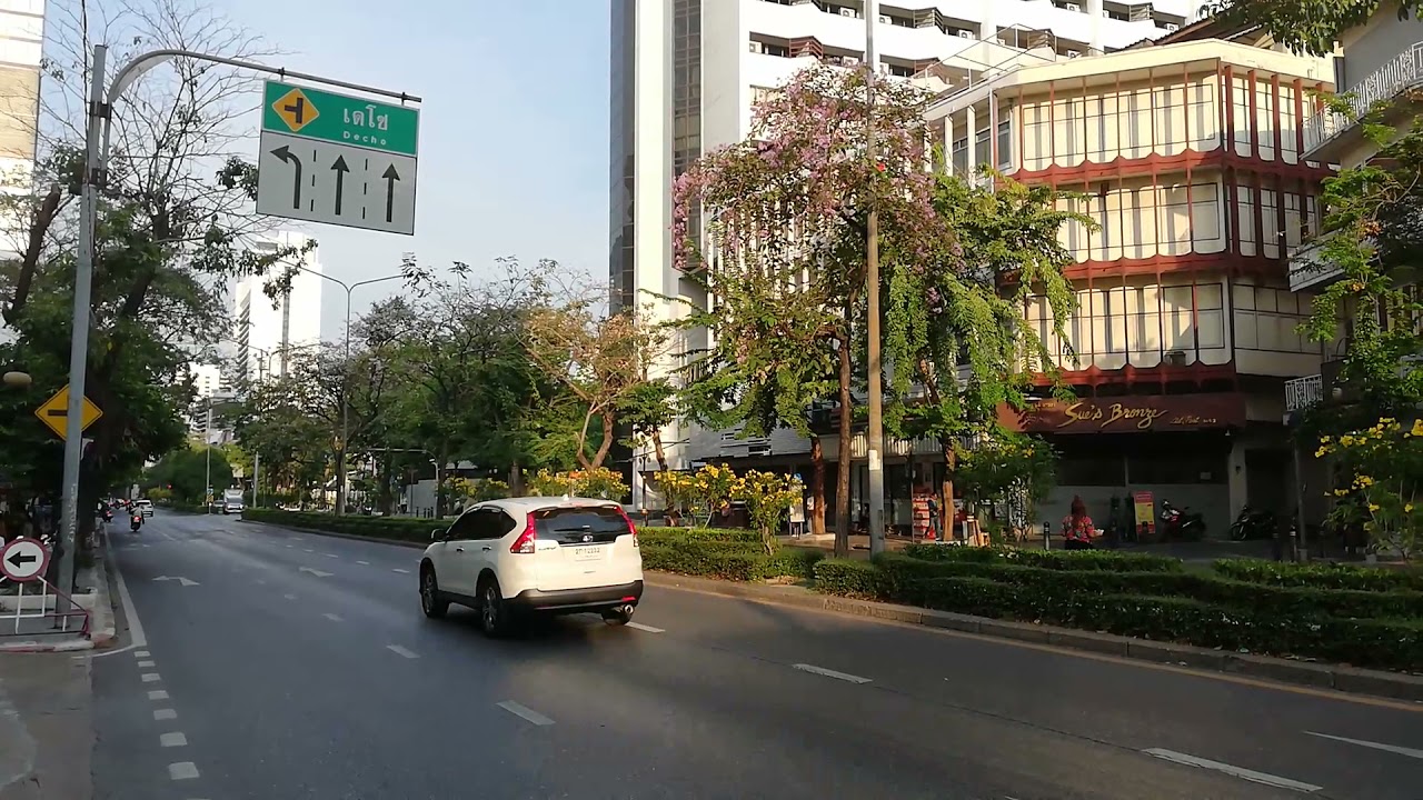 thailand utc time zone  2022 Update  Street Video #117: Thanon Silom, Bang Rak, Bangkok