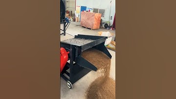 Hand-push vibrating screen with enlarged screen surface#Vibratingscreeningmachine  #machine