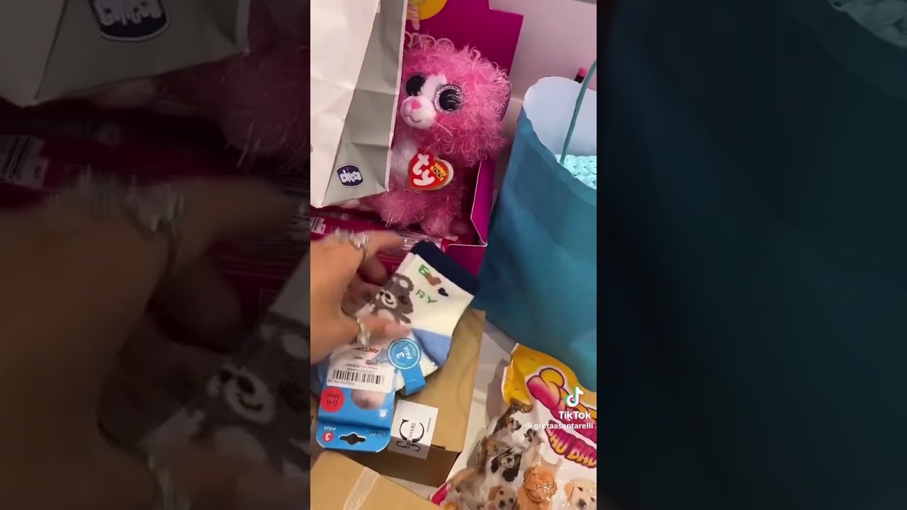 Tik tok di Greta Santarelli - I regali per il piccolo❤