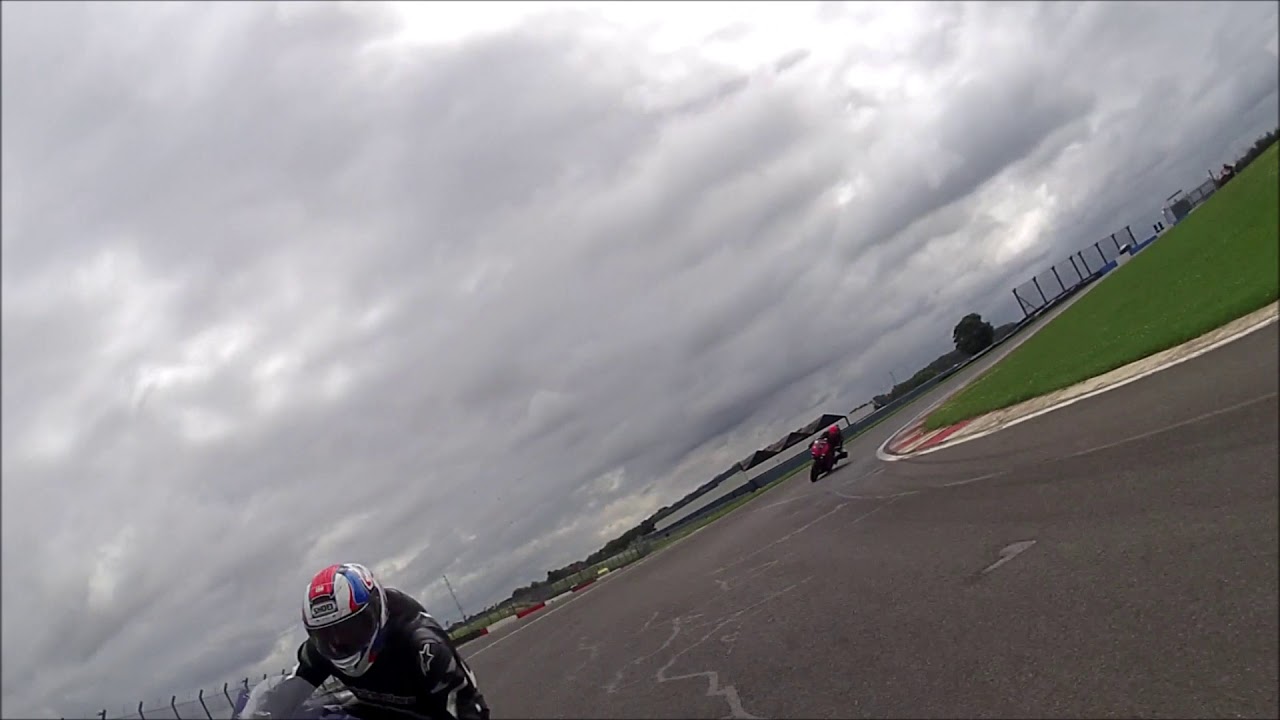 MSV TRACKDAY DONNINGTON PARK NOVICE GROUP SESSION 2 ZX6R - YouTube