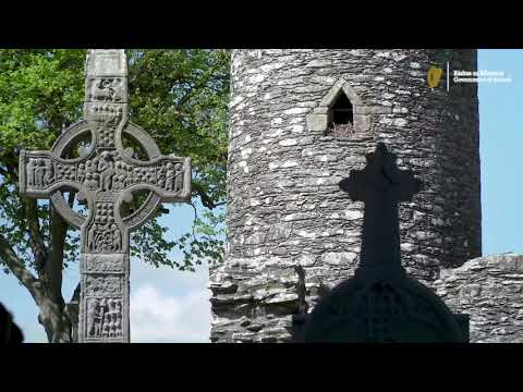 Video: Các cây thánh giá 