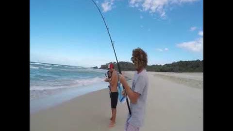 Du lịch câu cá bằng Flycam